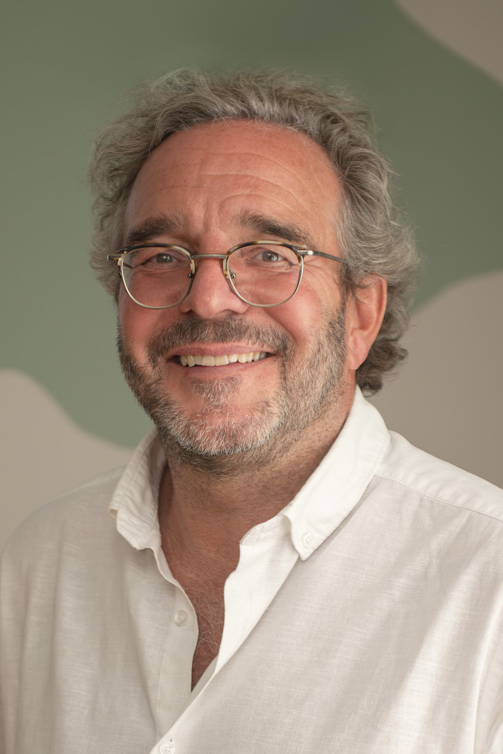Andrew Gilbert